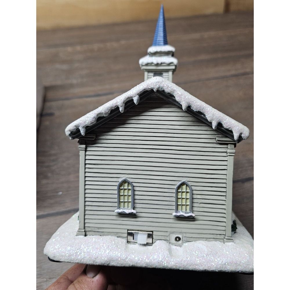 Thomas Kinkade Hawthorne Village, Vermont Church Christmas Village Collectible - Picture 3 of 8